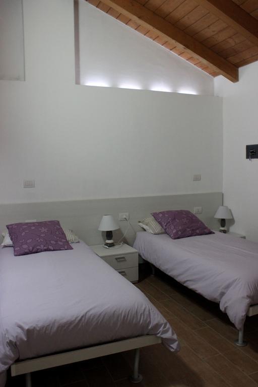 Al Castello Bed And Breakfast Cornate d'Adda Phòng bức ảnh